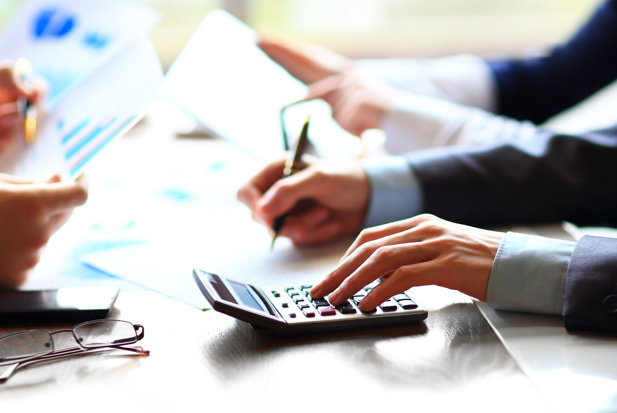 Inversión Inmobiliaria. TAURUS GESTION DE INVERSIONES SL en Dos Hermanas